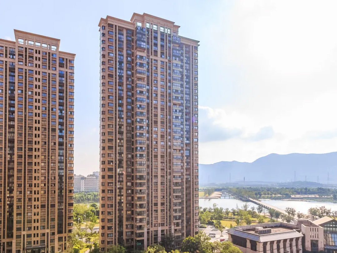 苏州绿地瞰湖生活广场